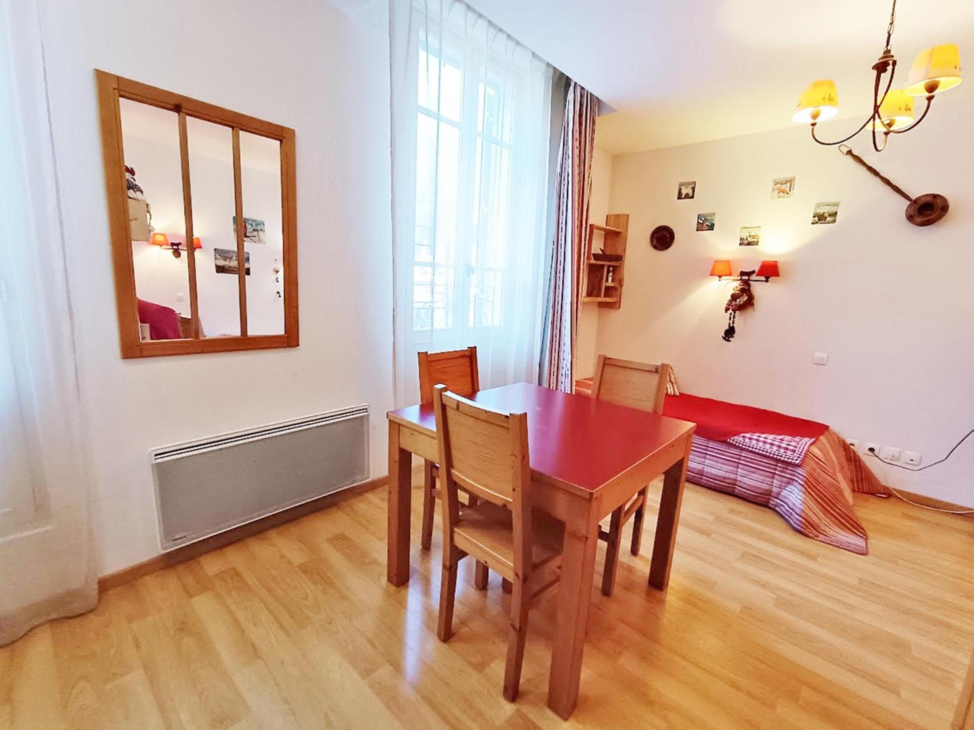 Le Bouquetin, Studio, Centre Luchon, Wifi, Casier A Skis, Ascenseur, 3 Personnes Bagnères-de-Luchon 외부 사진